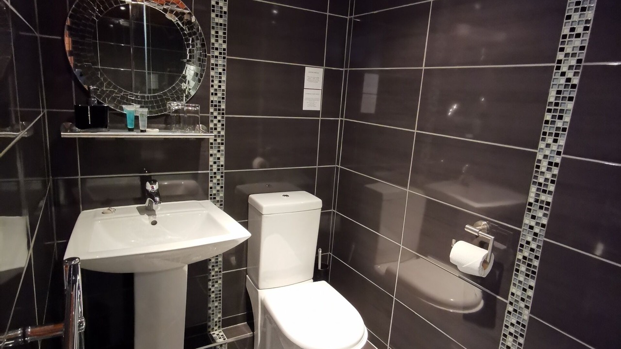 Photo of Bathroom in Innerleithen