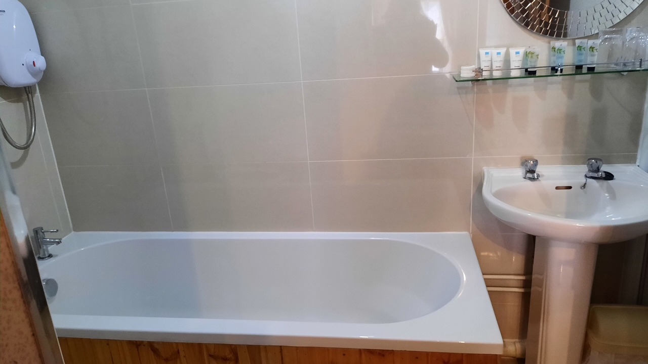 Photo of Bathroom in Innerleithen