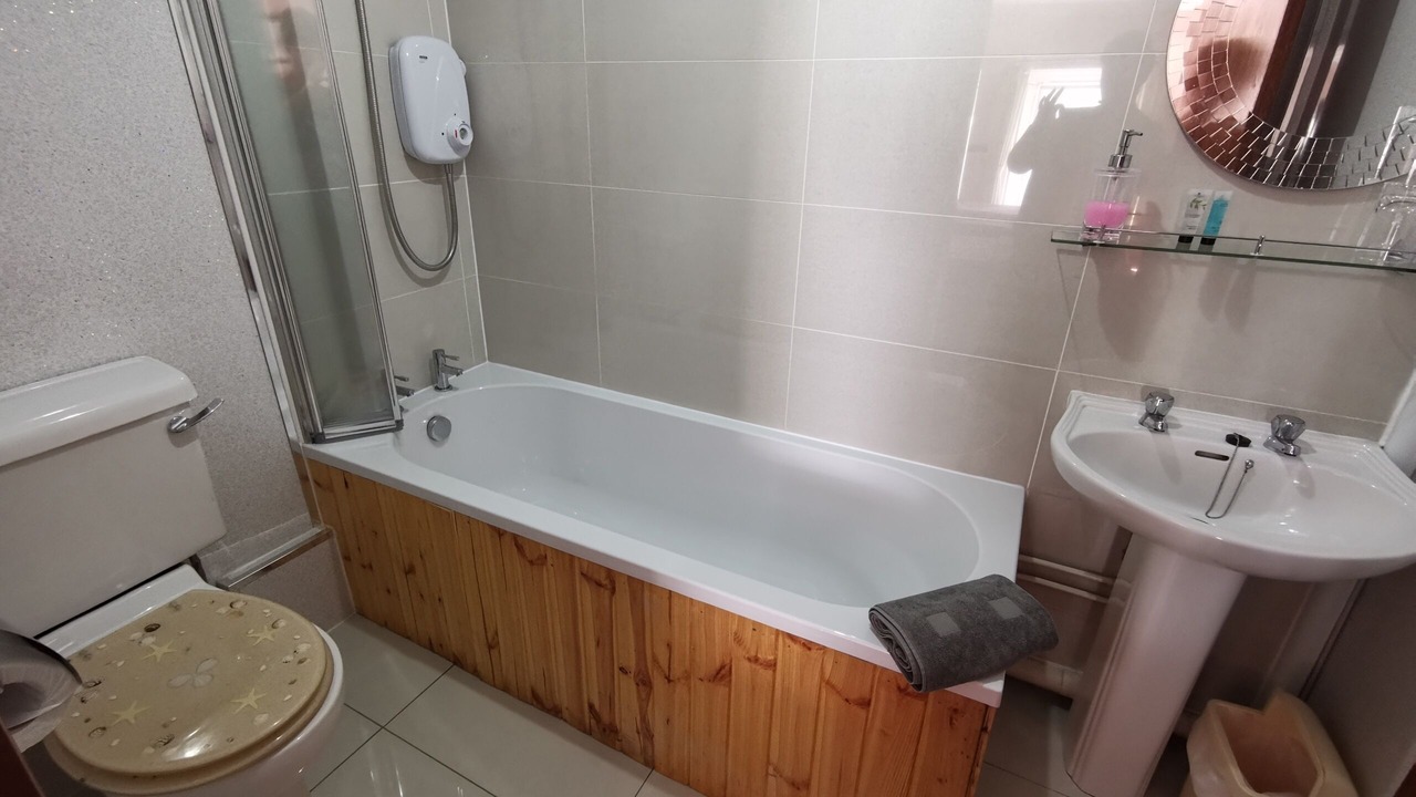 Photo of Bathroom in Innerleithen