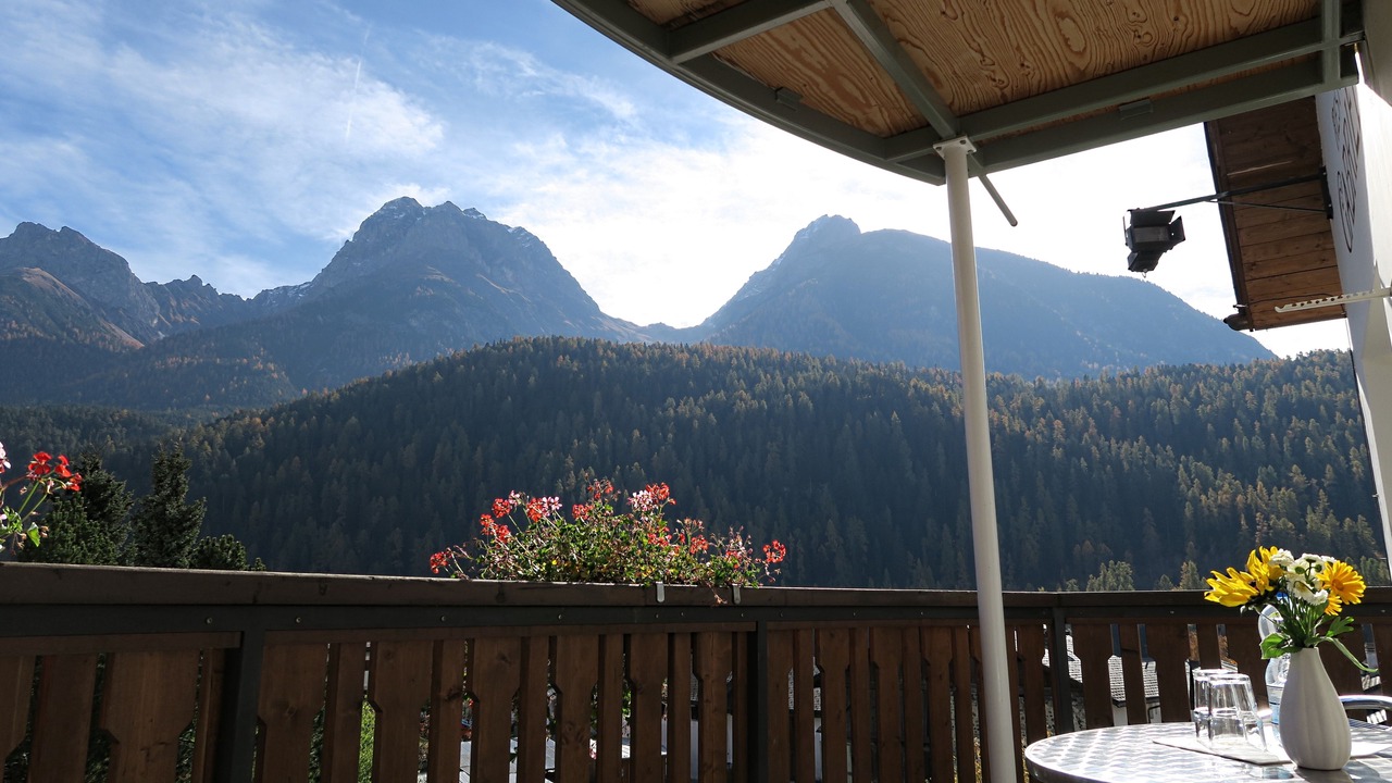 Photo of Patio Balcony in Engadin Scoul