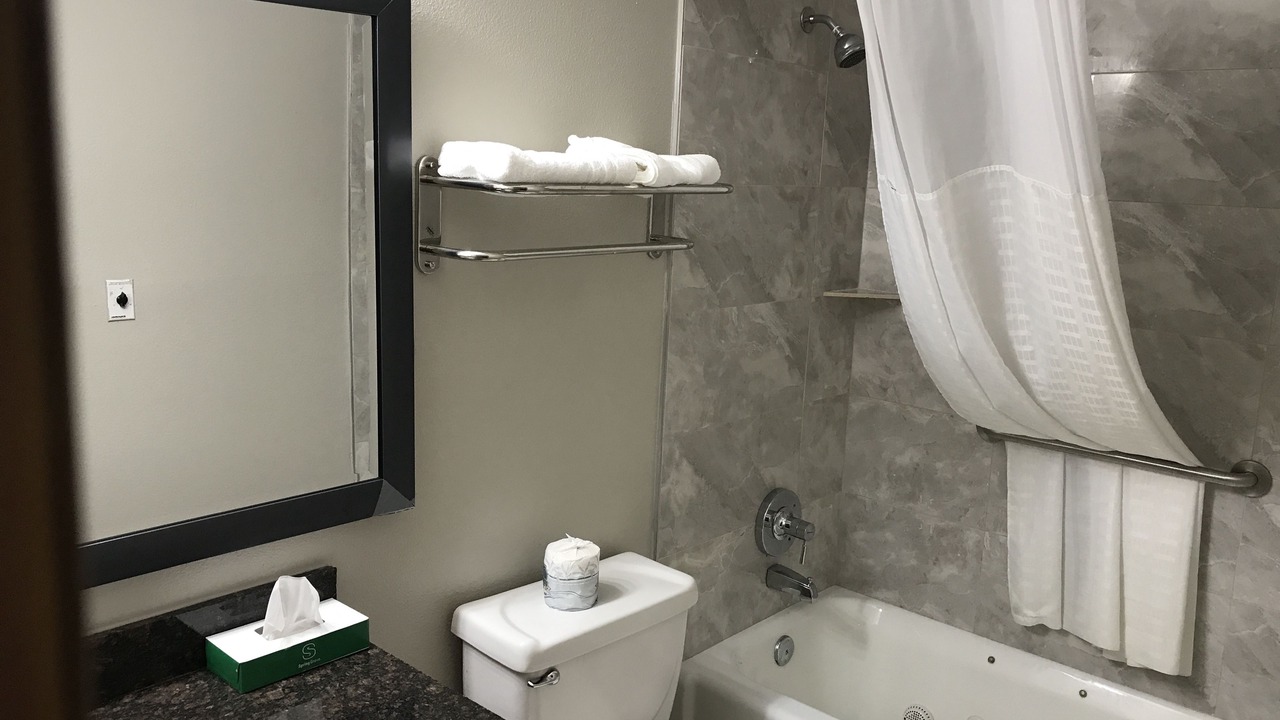 Photo of Bathroom in Grove