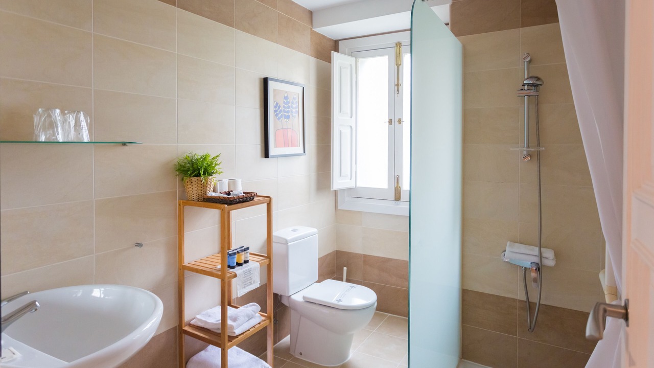 Photo of Bathroom in Haro