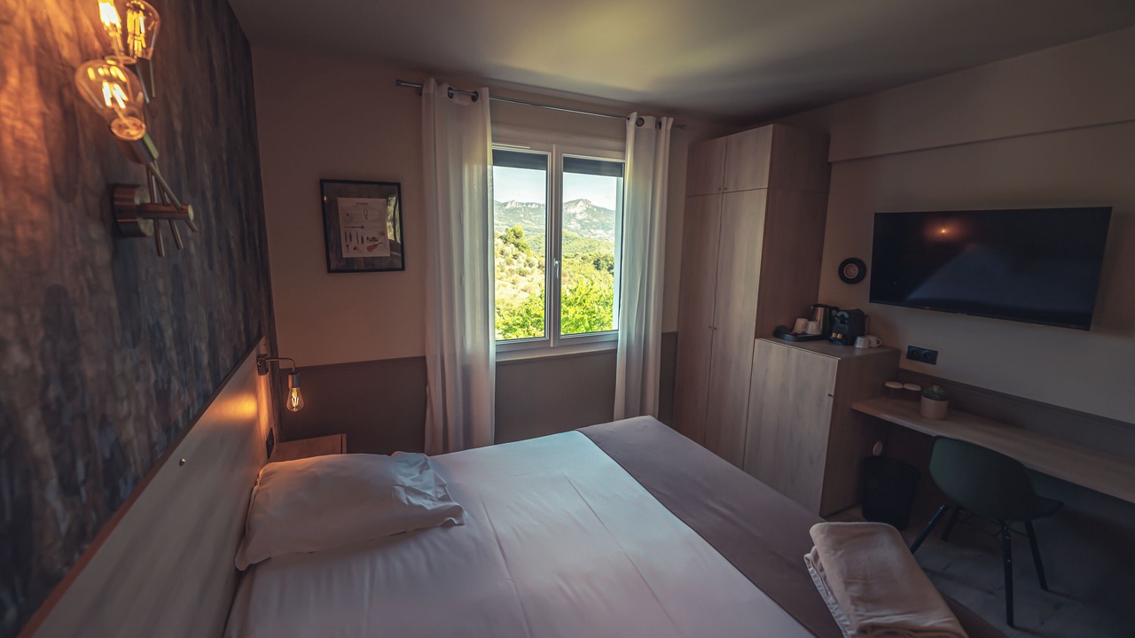 Photo of Bedroom in Propiac
