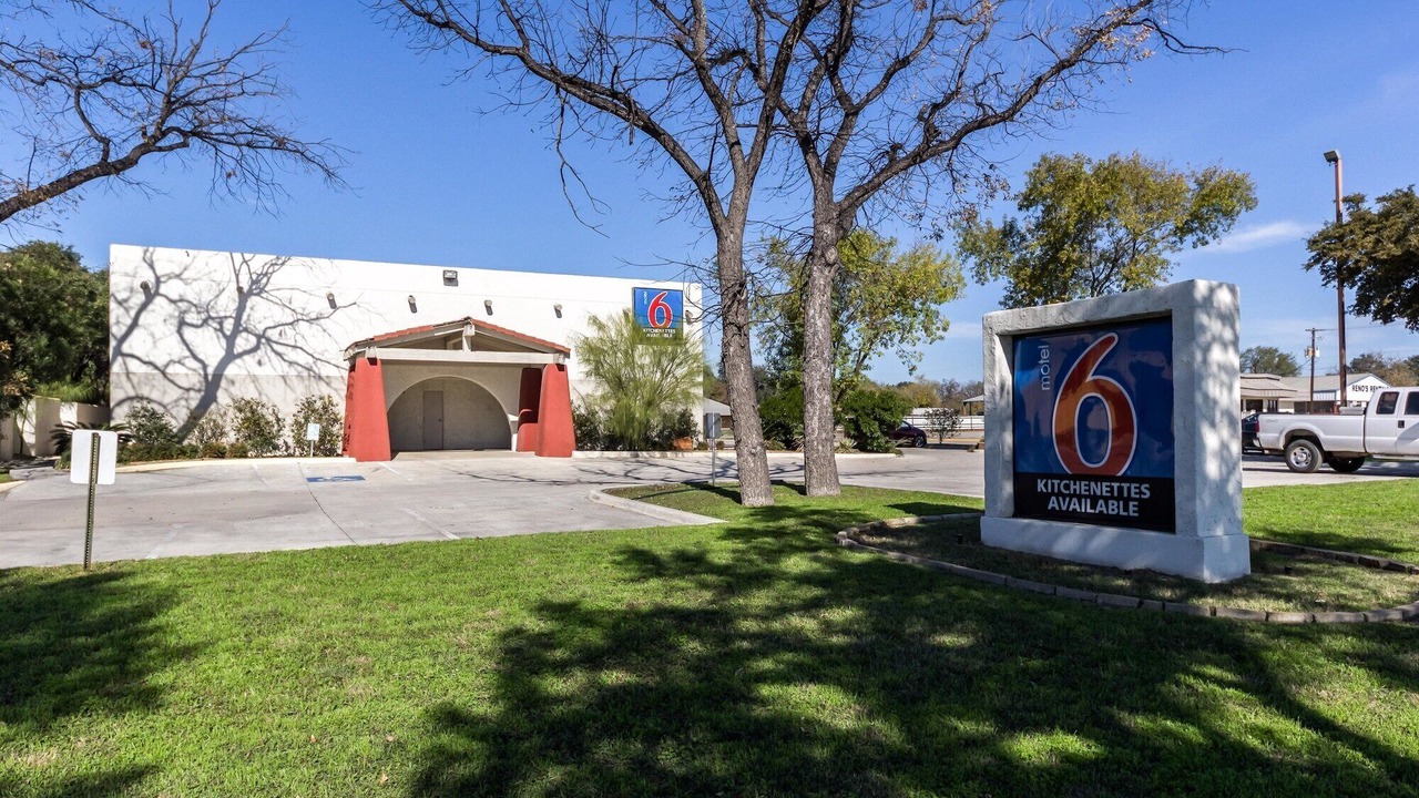 Photo of Outdoor in Uvalde