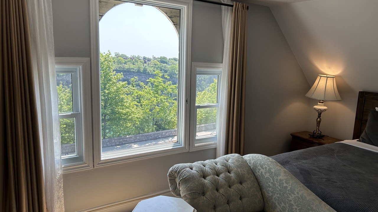 Photo of Patio Balcony in Niagara Falls