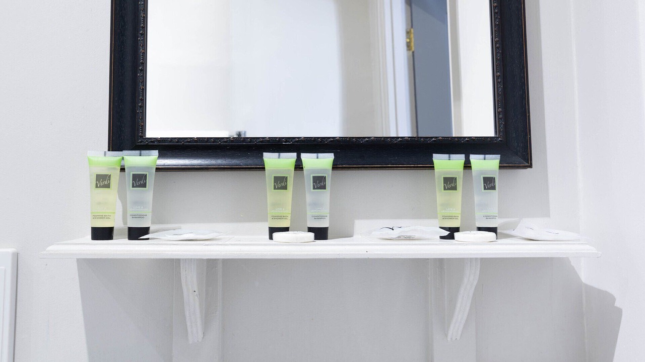 Photo of Bathroom in Mere