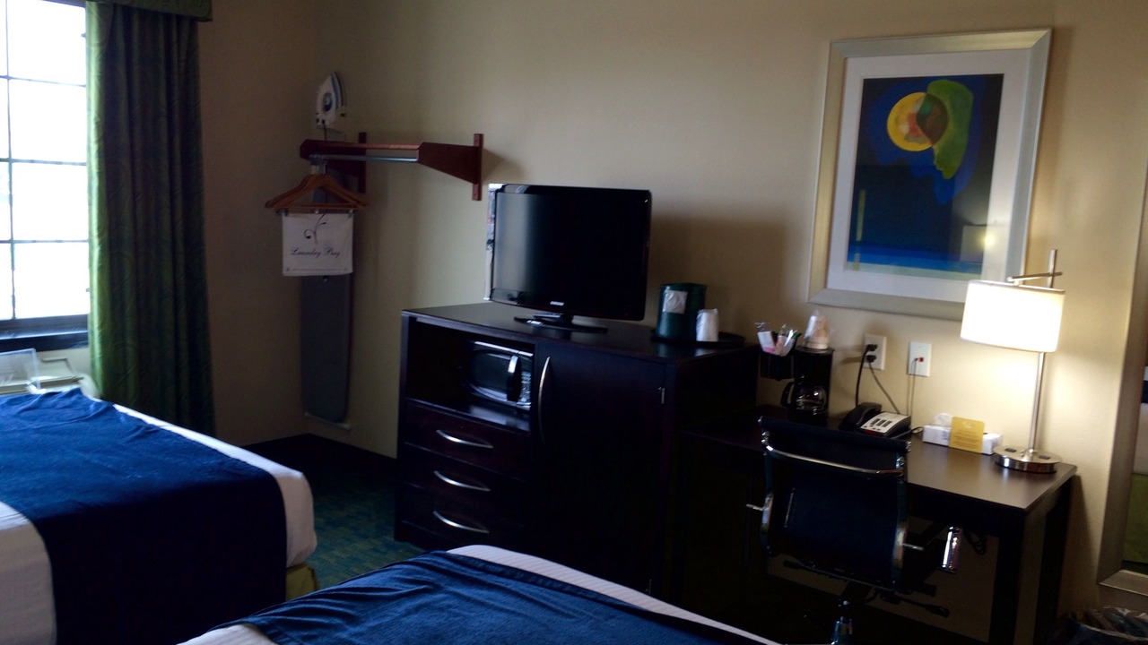Photo of Livingroom in Near East Side