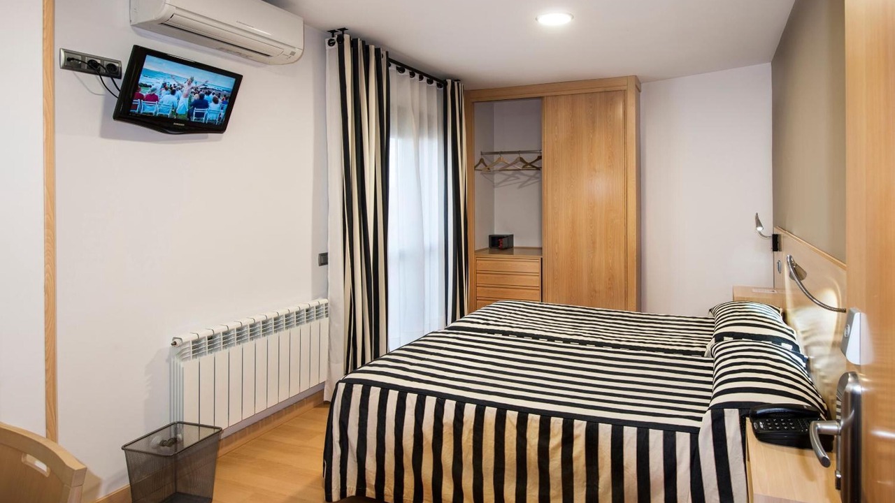 Photo of Bedroom in Old Town of Avila