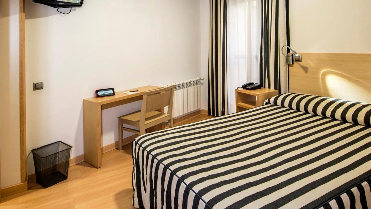 Photo of Bedroom in Old Town of Avila
