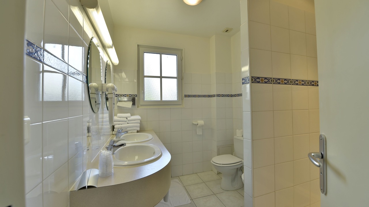 Photo of Bathroom in Saint-Emilion