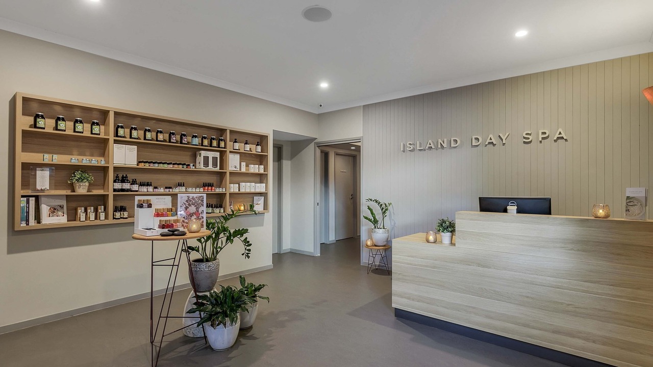 Photo of Others in Kingfisher Bay