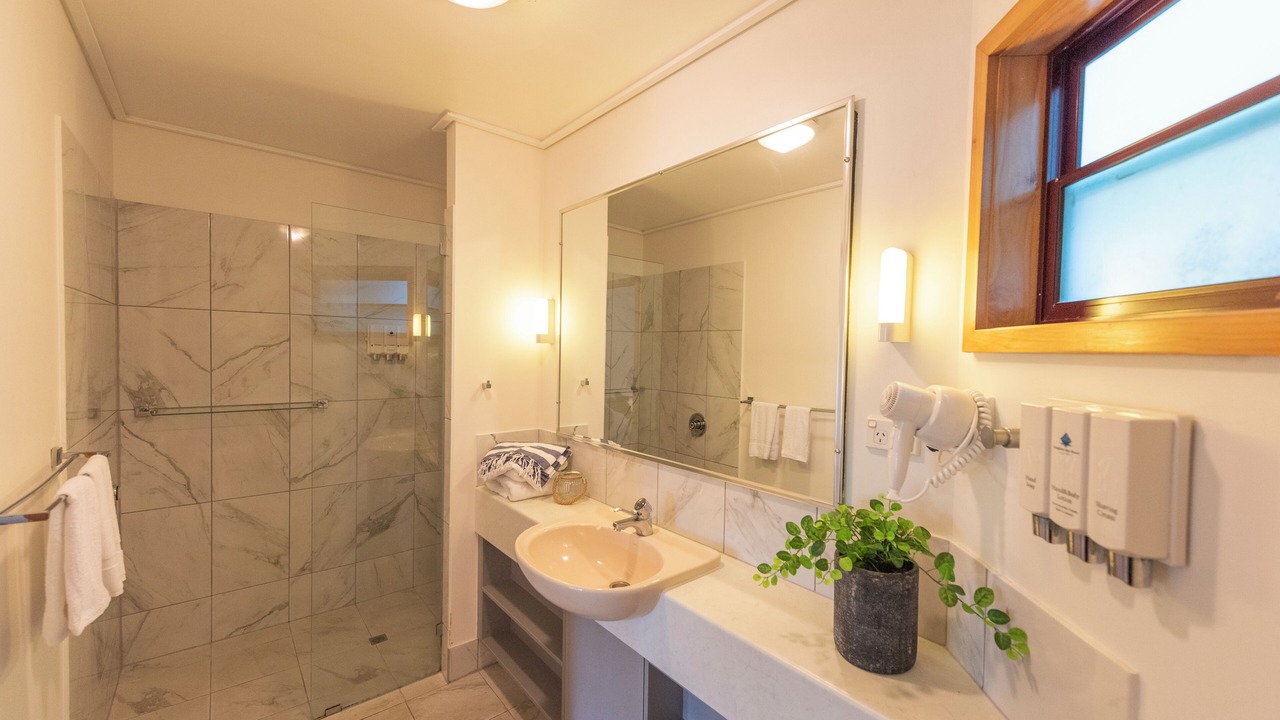 Photo of Bathroom in Kingfisher Bay