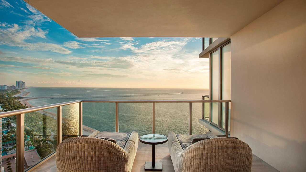 Photo of Patio Balcony in Bal Harbour