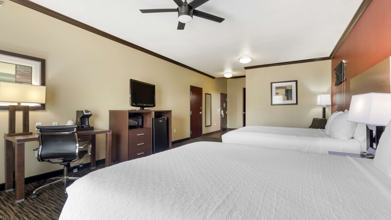 Photo of Bedroom in Center