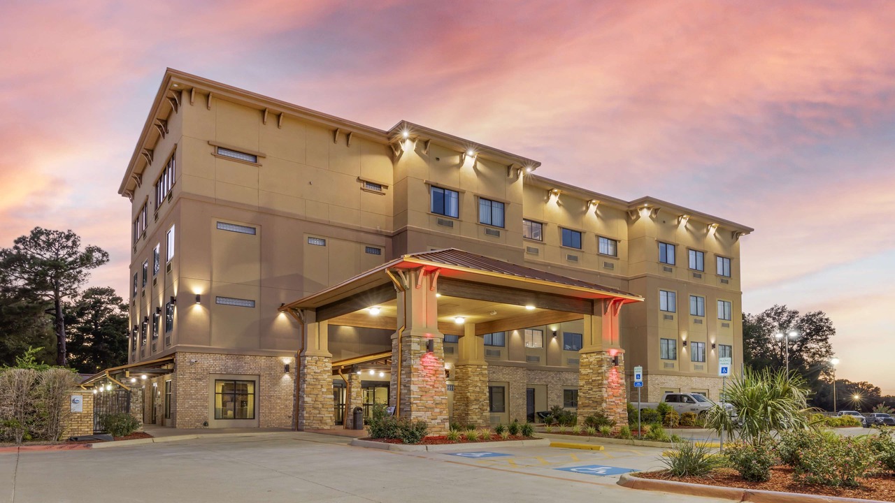 Photo of Outdoor in Center