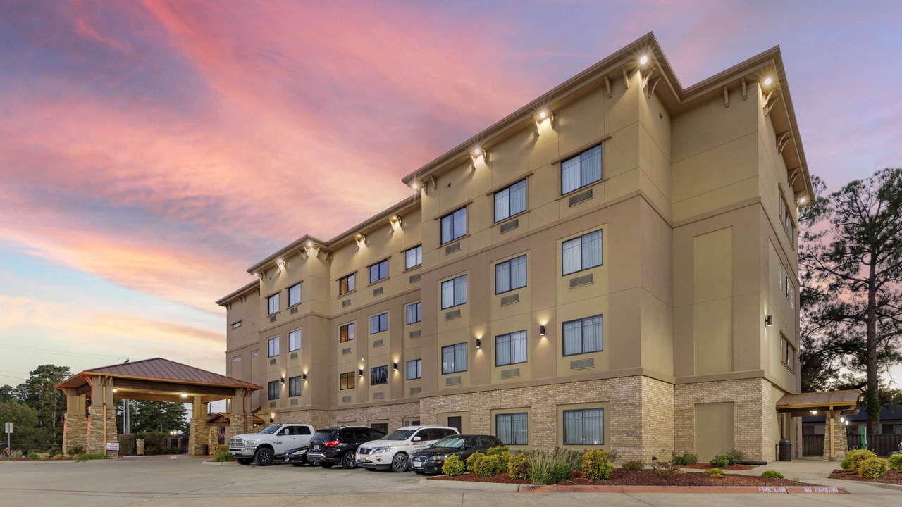 Photo of Outdoor in Center