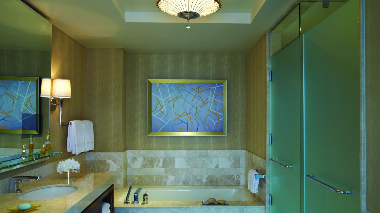 Photo of Others in Harbor East