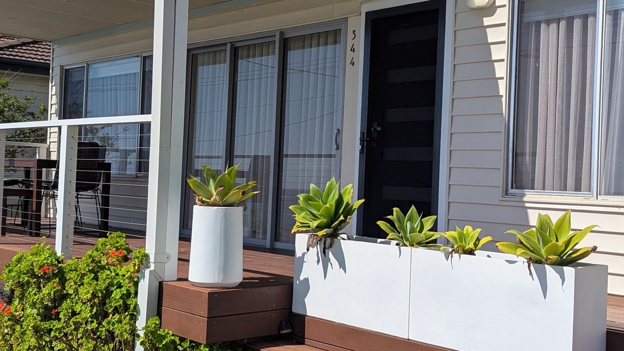 Photo of Others in Batehaven