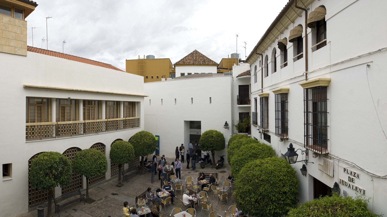 Photo of Others in Jewish Quarter