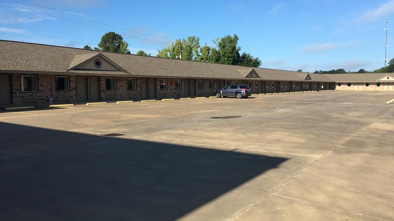 Photo of Outdoor in Leesville