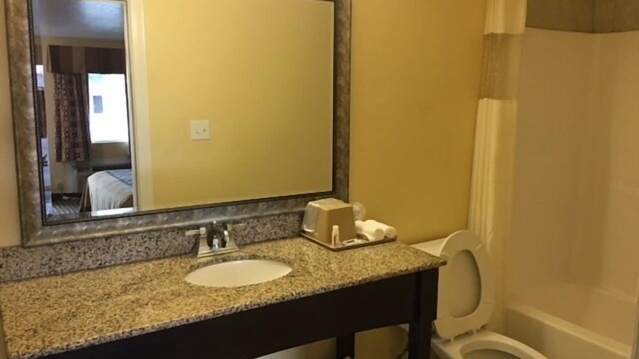 Photo of Bathroom in Leesville