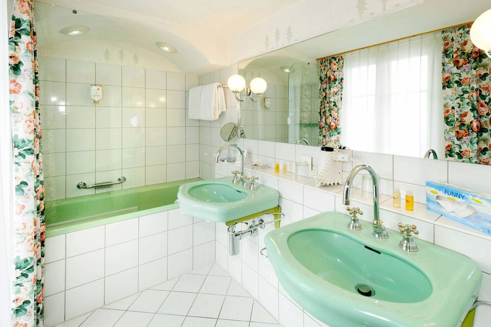 Photo of Bathroom in Graechen