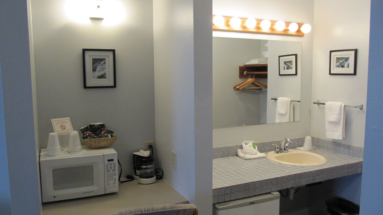 Photo of Livingroom in Quinault