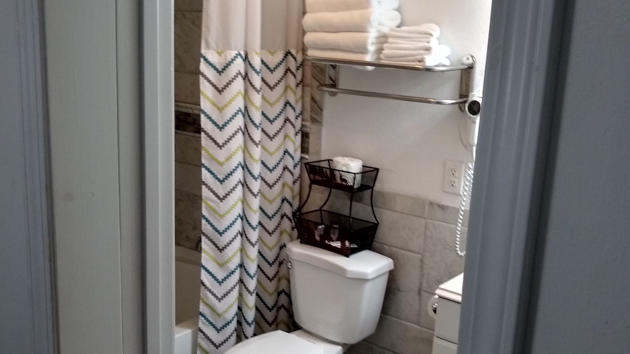 Photo of Bathroom in Larkspur