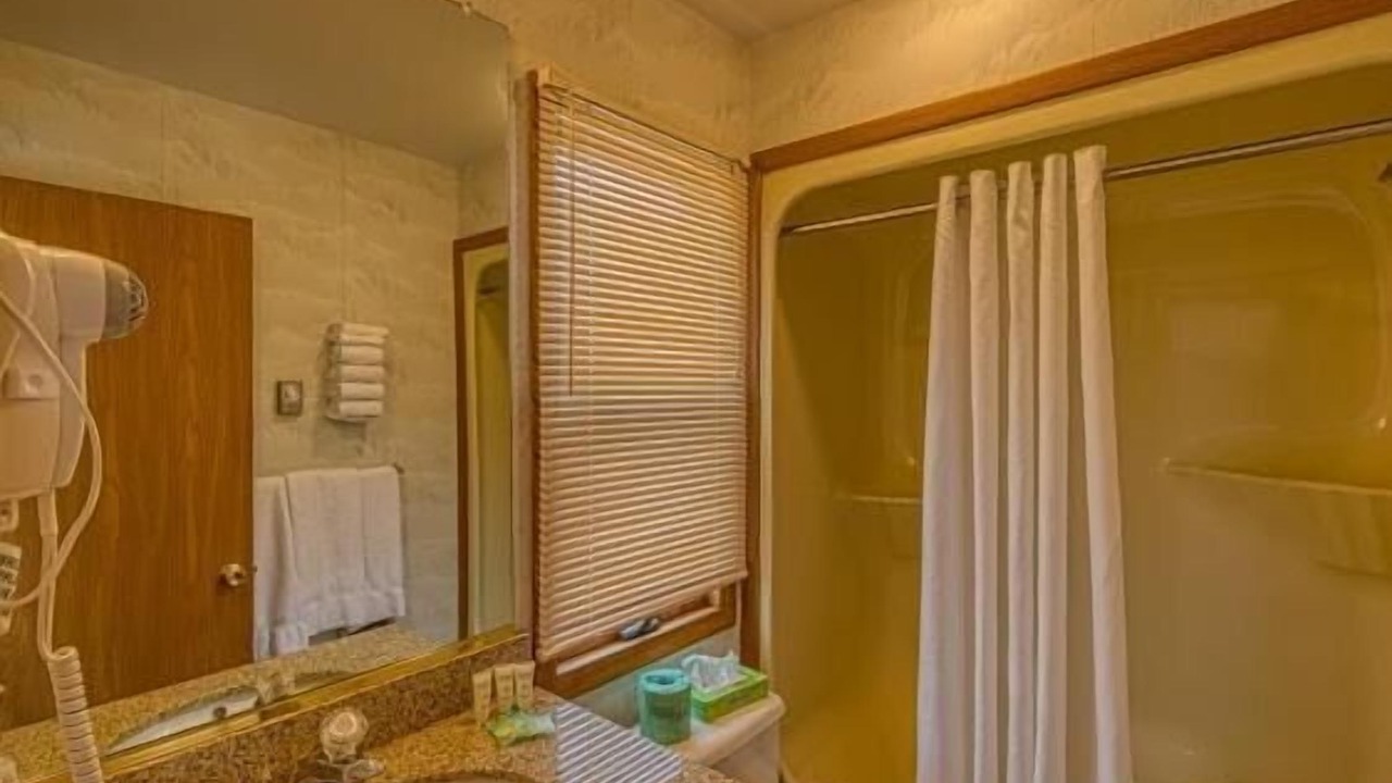 Photo of Others in South Beach Haven