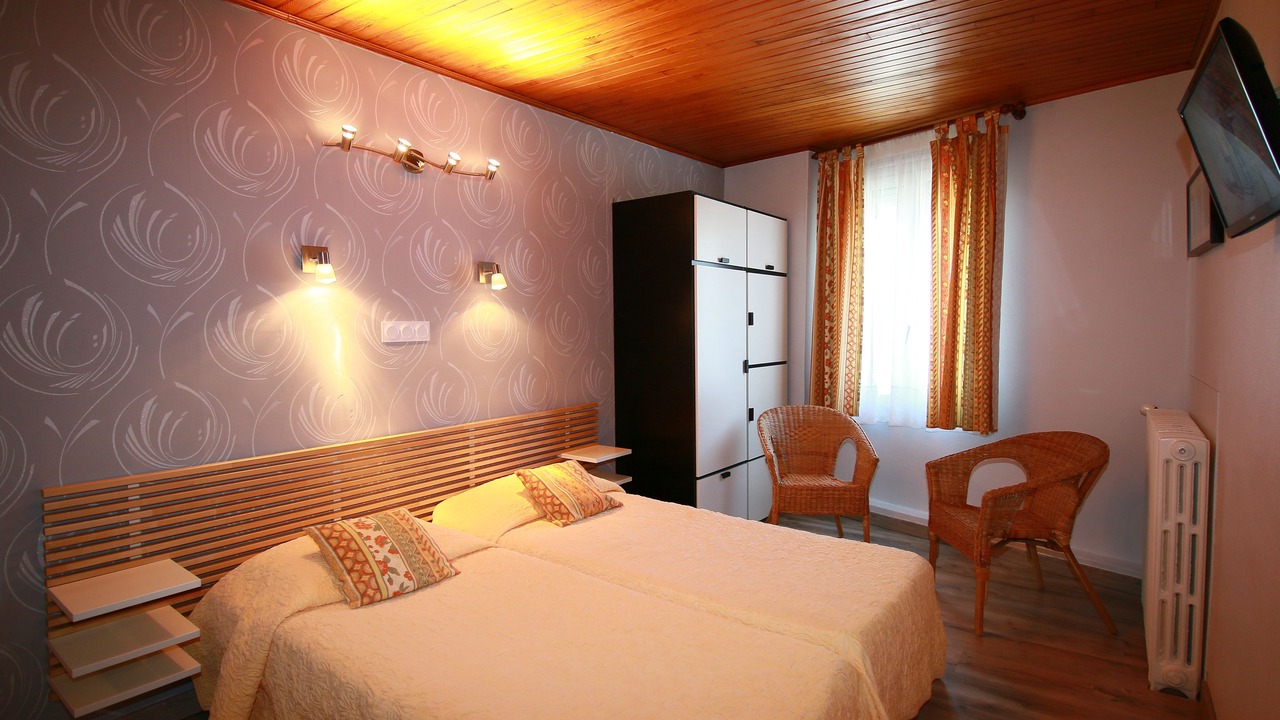 Photo of Bedroom in Bagneres-de-Luchon