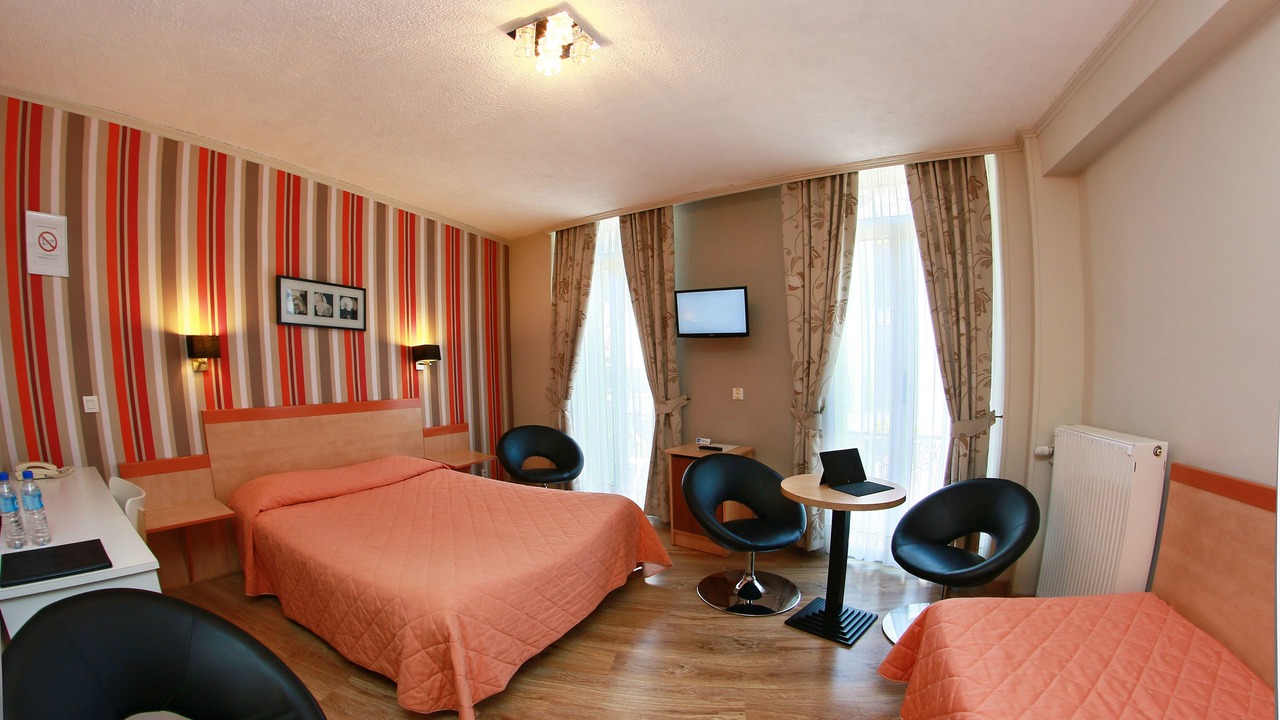 Photo of Bedroom in Bagneres-de-Luchon