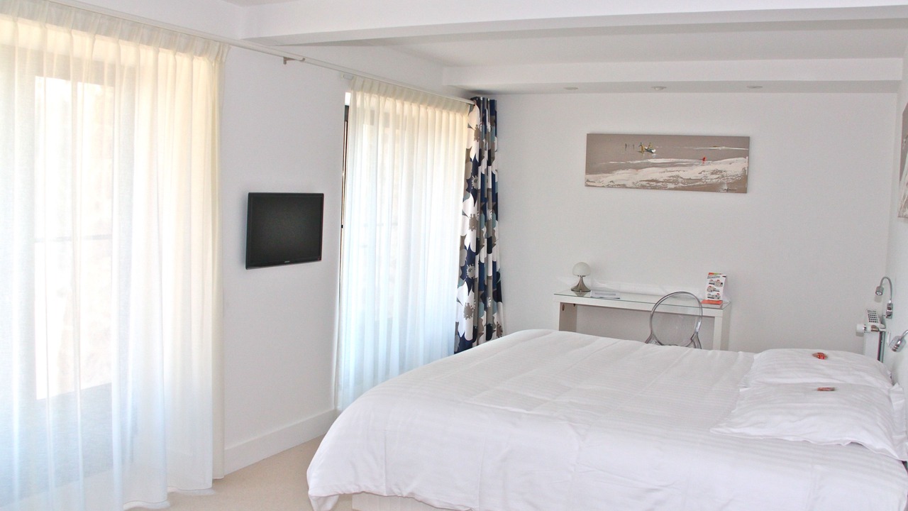 Photo of Bedroom in Port-Manech