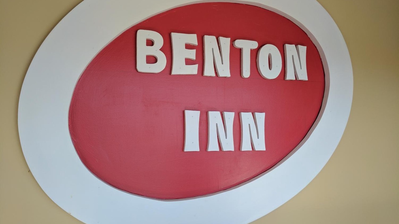 Photo of Others in Benton