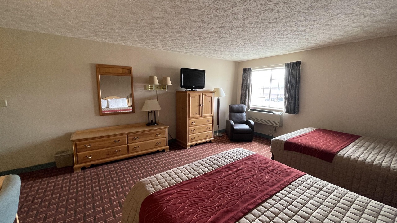 Photo of Bedroom in Connersville