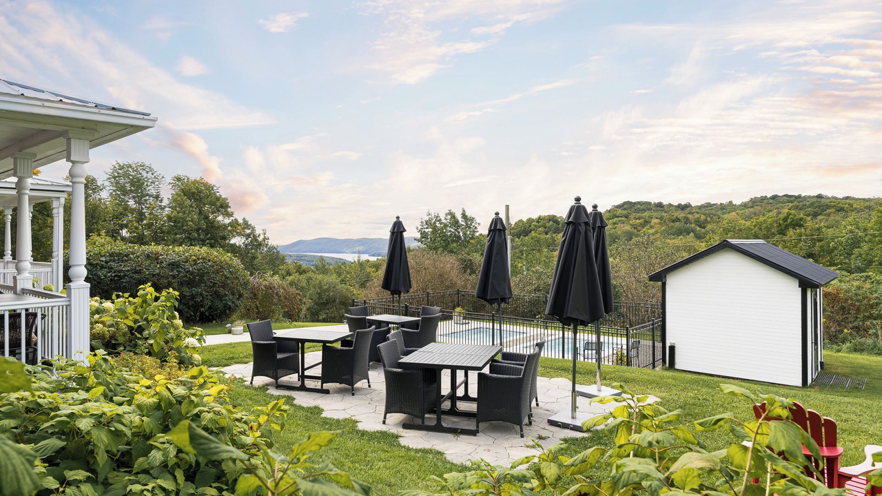 Photo of Patio Balcony in Hatley