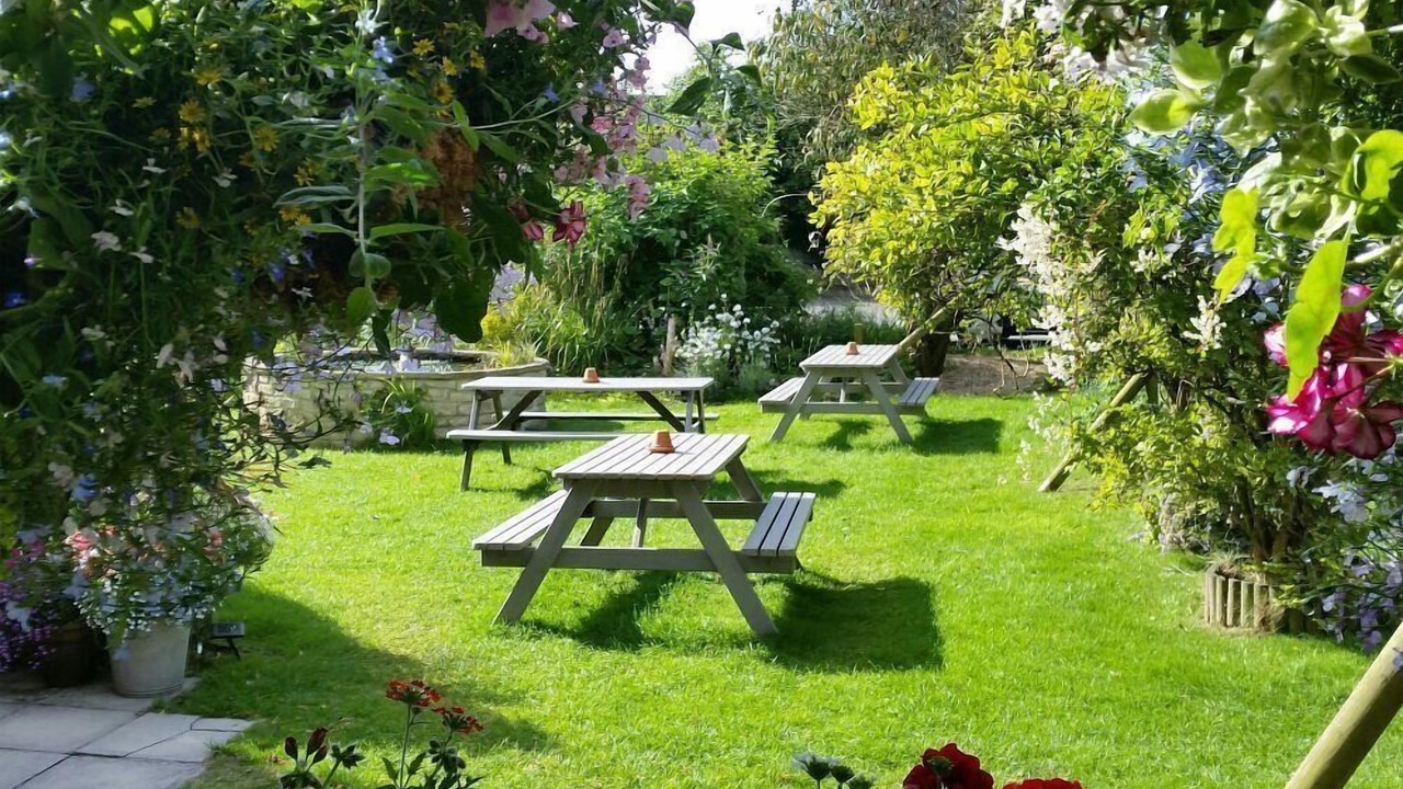 Photo of Outdoor in Hook