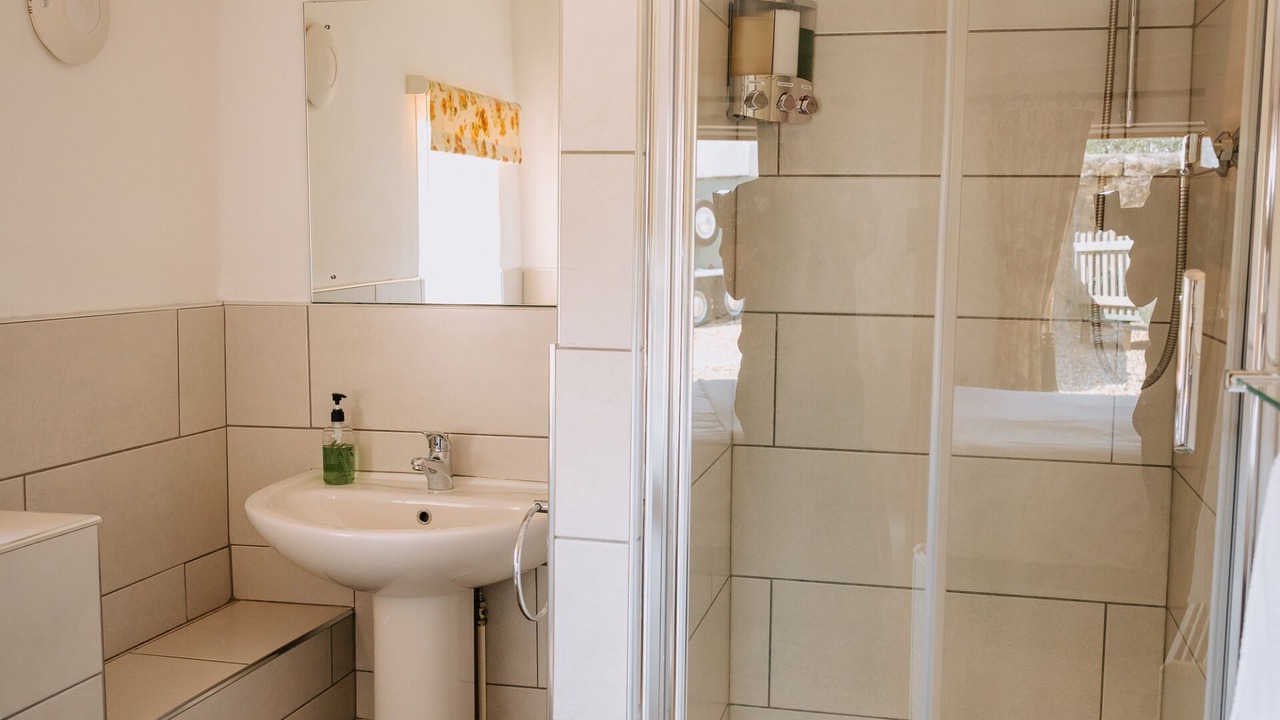 Photo of Bathroom in Charwelton