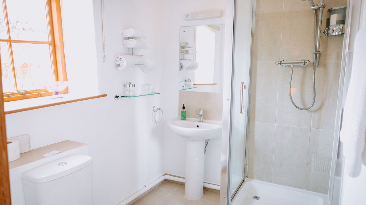 Photo of Bathroom in Charwelton