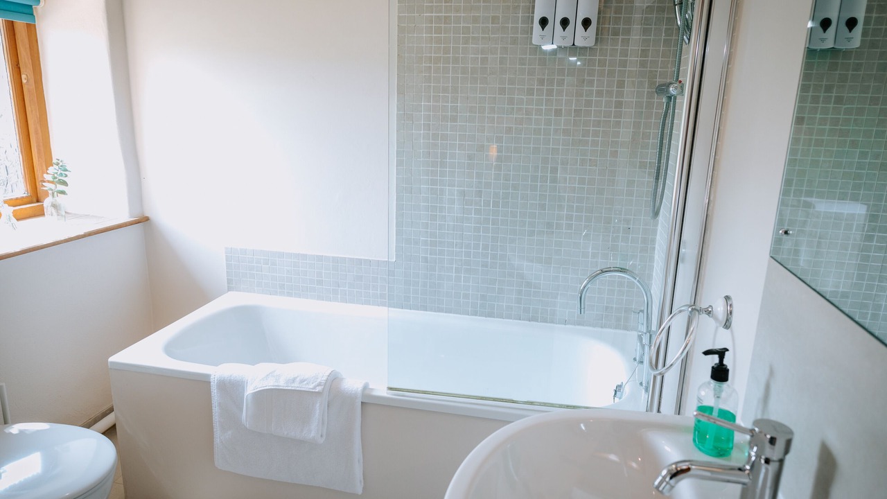 Photo of Bathroom in Charwelton