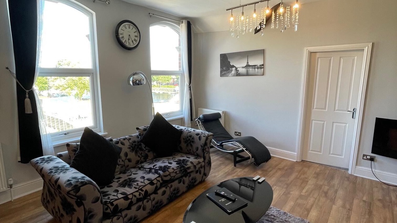 Photo of Others in Hull