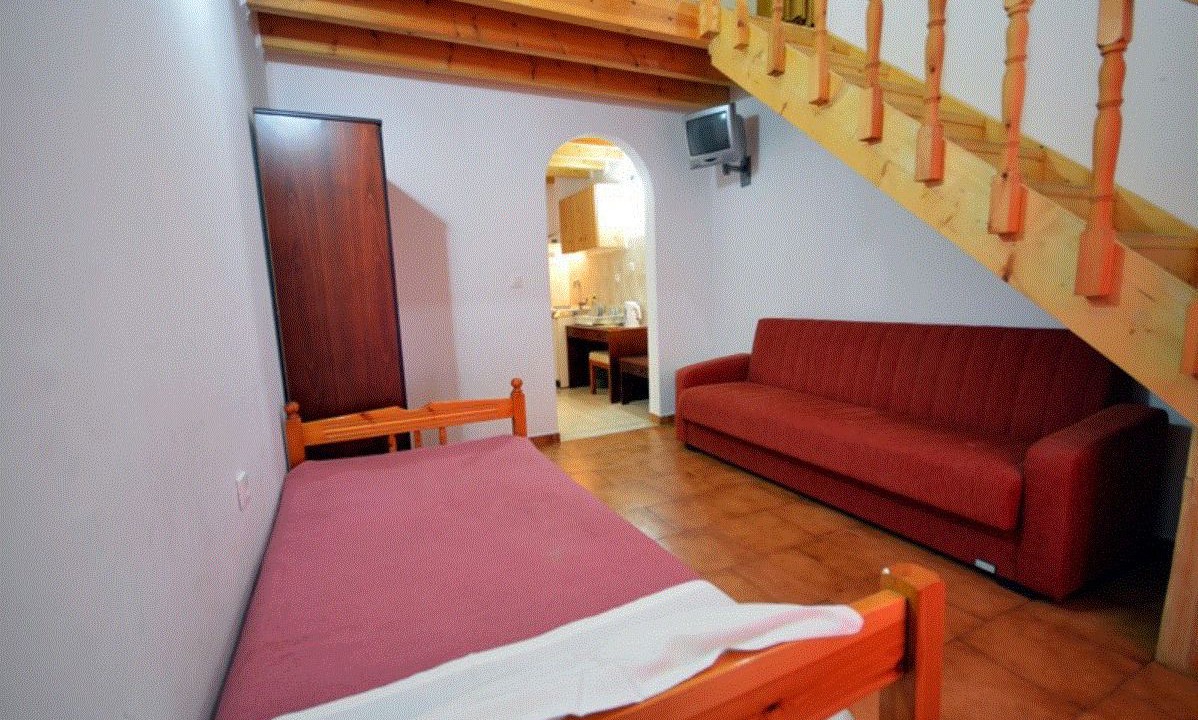 Photo of Others in Liapades