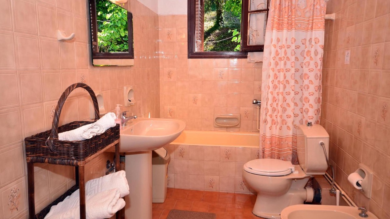 Photo of Others in Liapades