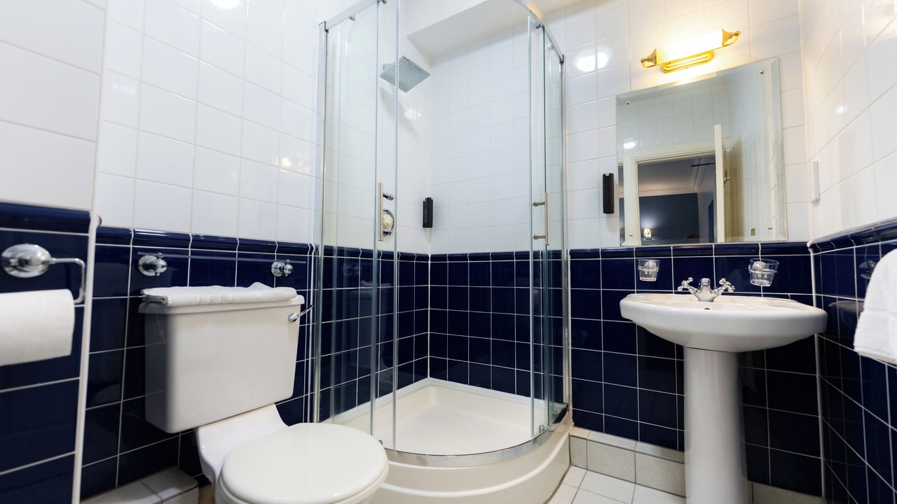 Photo of Bathroom in Bont Newydd