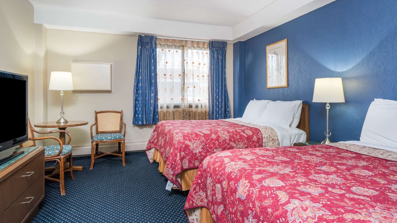 Photo of Bedroom in Litchfield