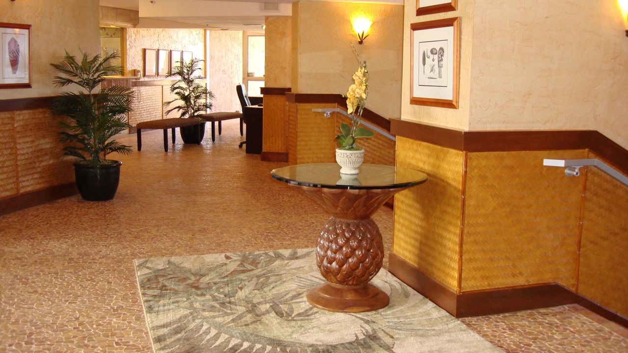 Photo of Others in Kahana