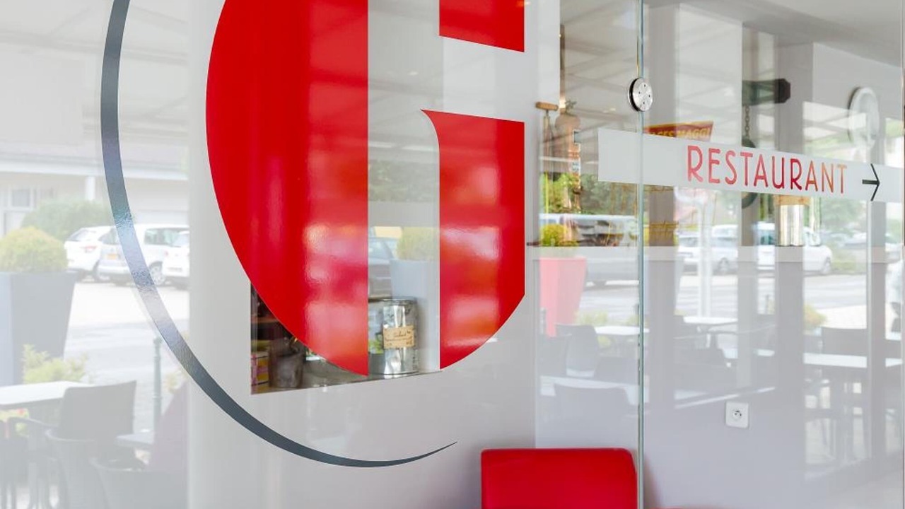 Photo of Others in Ornans