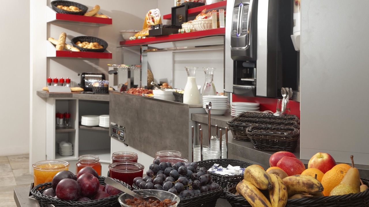 Photo of Others in Ornans