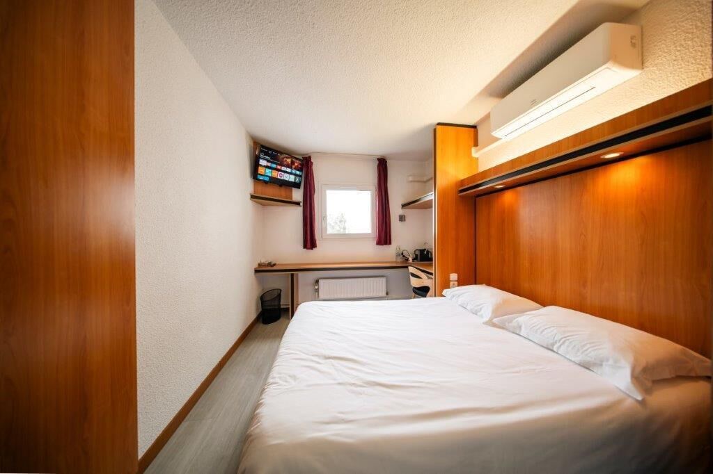 Photo of Bedroom in Evreux