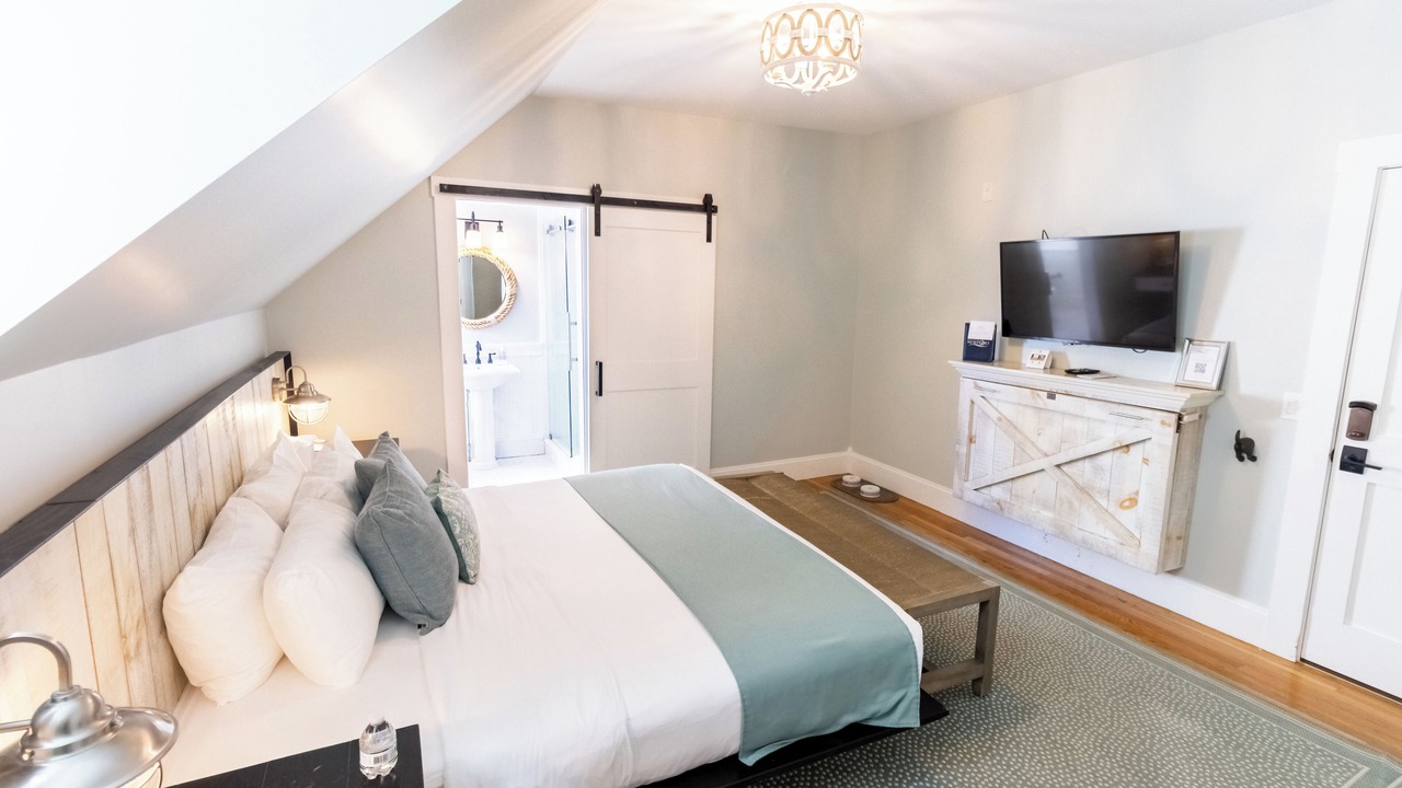 Photo of Bedroom in Historic Hill