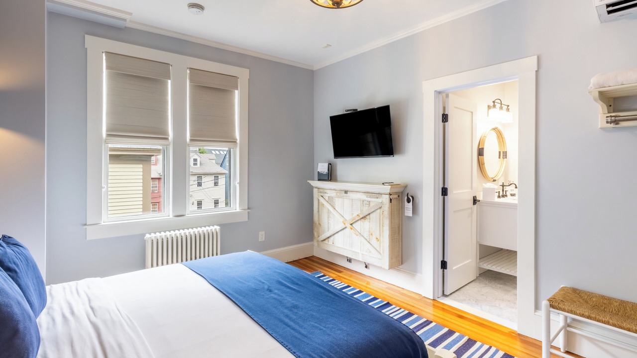 Photo of Bedroom in Historic Hill